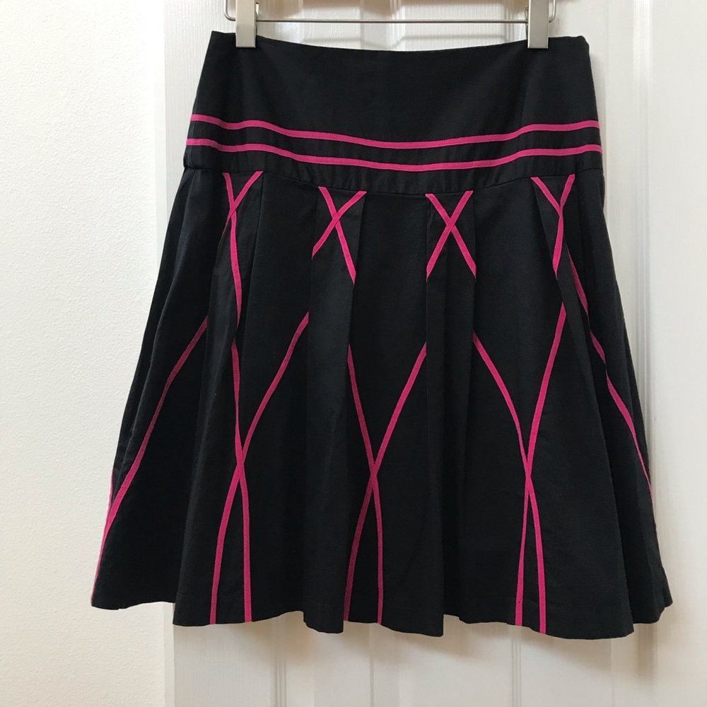 A-line knee length skirt black and pink pattern